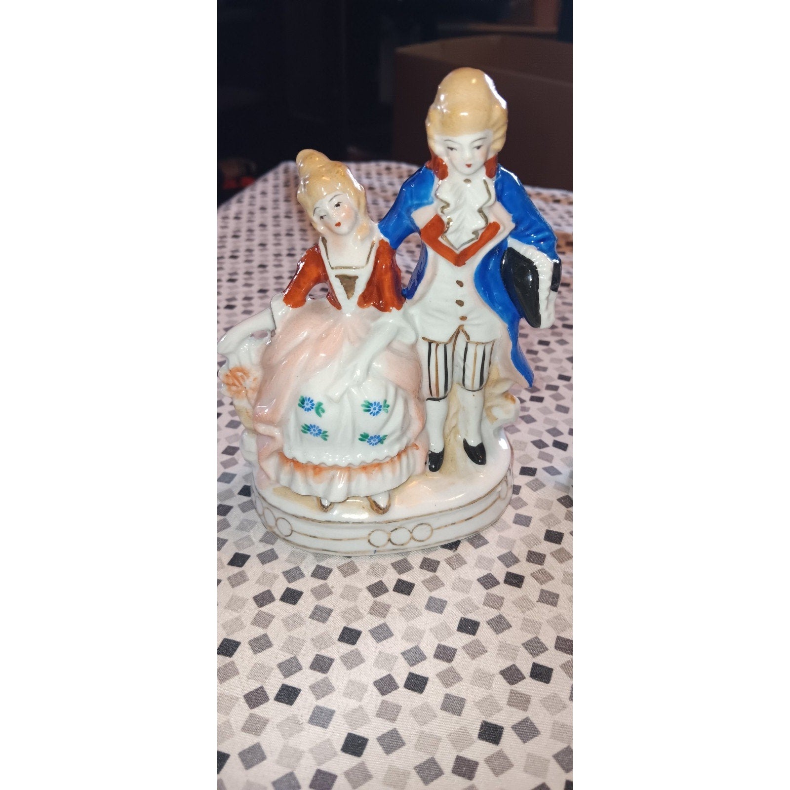 VTG Occupied Japan Colonial Couples Hand Painted Porcelain Lot 4 Figurines 5.5”