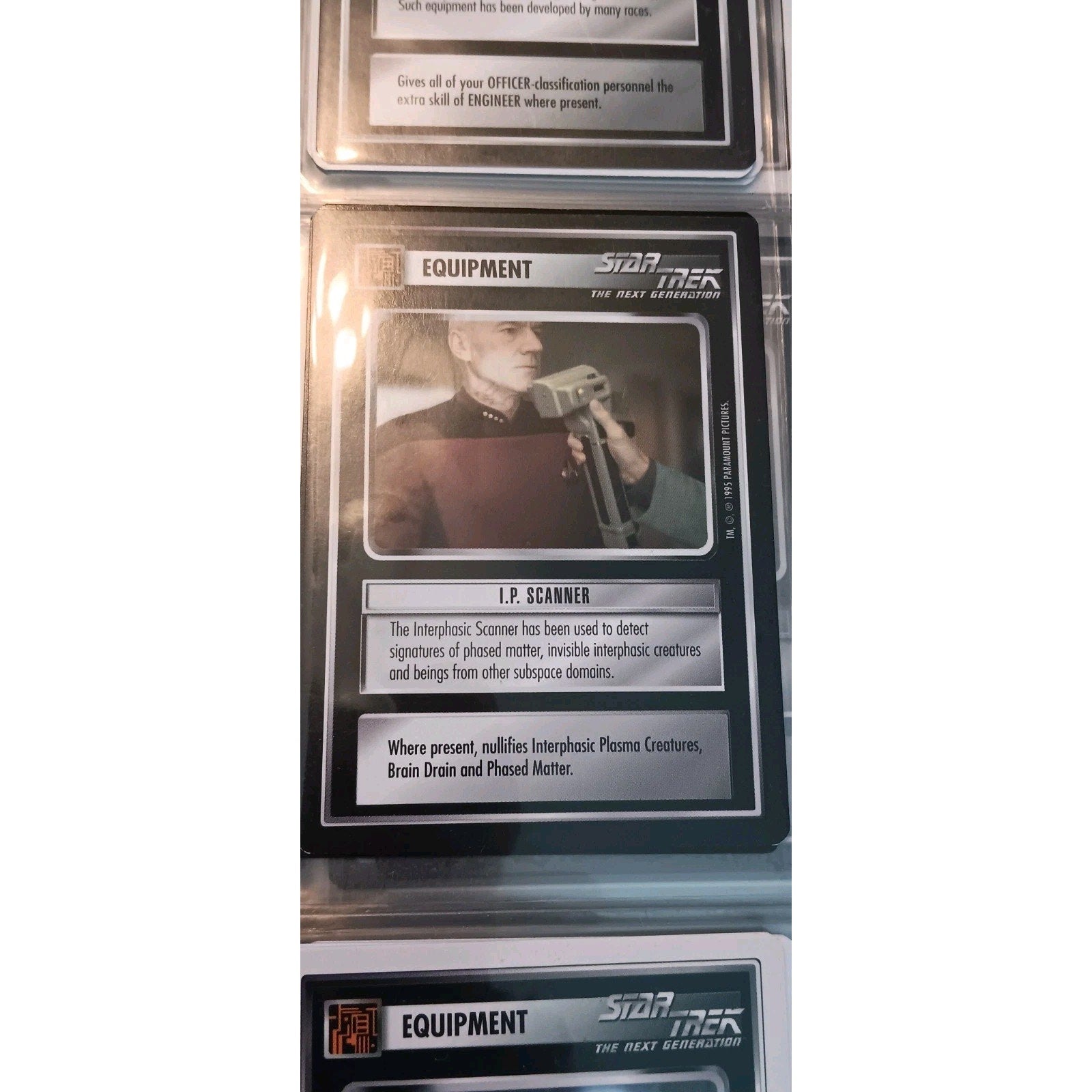 Massive Lot Of Star Trek Trading Cards 400+ In Binder Most Are NM Condition
