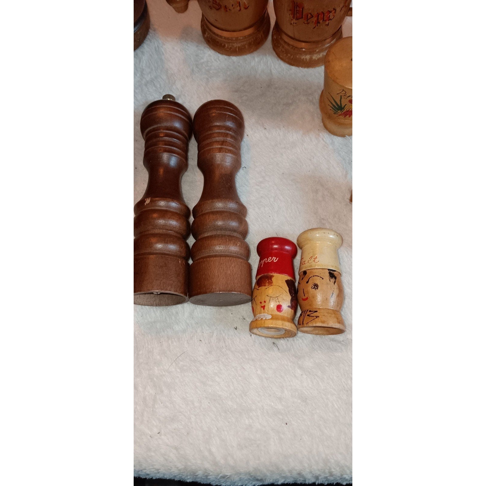VTG LOT OF 9 MCM/BBQ WOOD SALT & PEPPER SHAKER SETS LOT OF 9 SETS