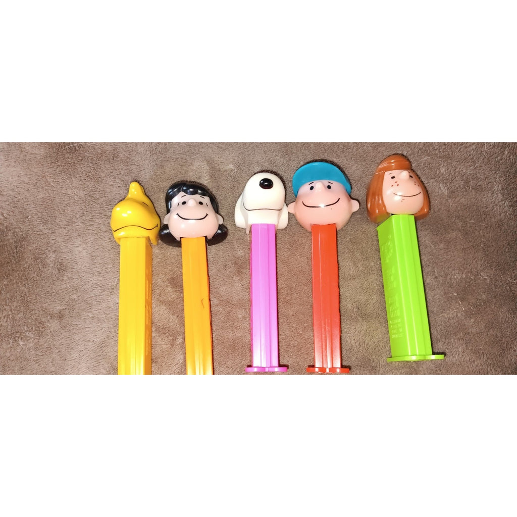 PEANUTS - PEZ Dispensers - SNOOPY-WOODSTOCK-CHARLIE BROWN-LUCY-PEPPERMINT PATTY