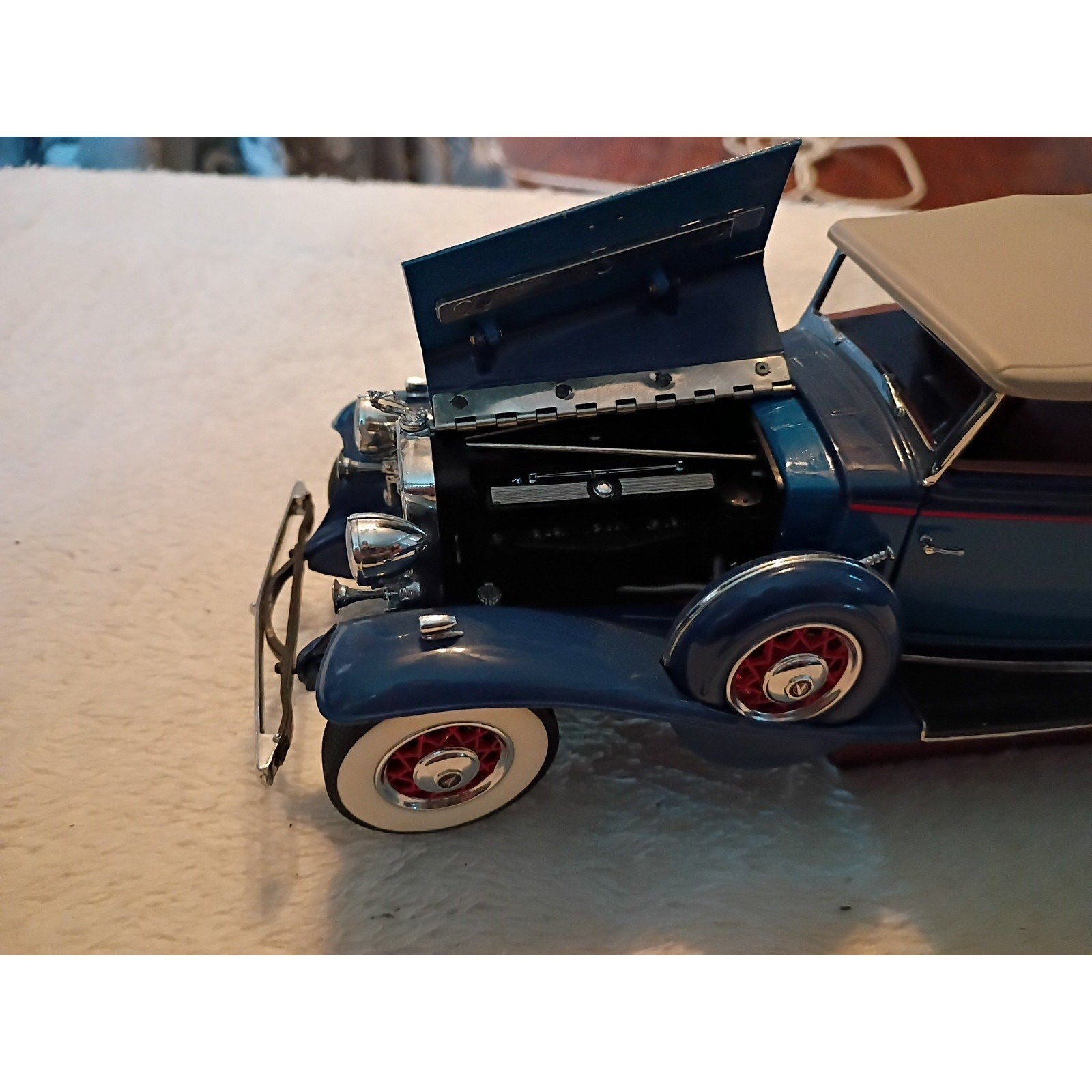 Vintage Franklin Mint 1:24 Scale Diecast 1932 Cadillac V-16 With Coa Beautiful