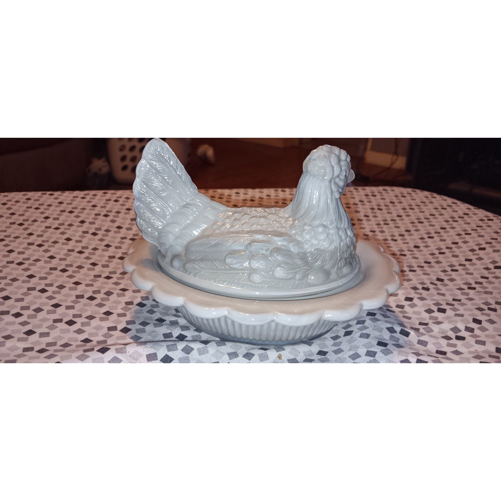 Vintage Mosser Marble / Slag Gray And White Hen on Nest, Cambridge, Ohio 6.5 In