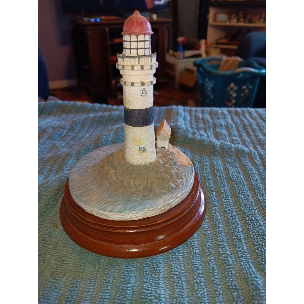 Yankee Candle Lighthouse Topper Nice Condition Cool Piece