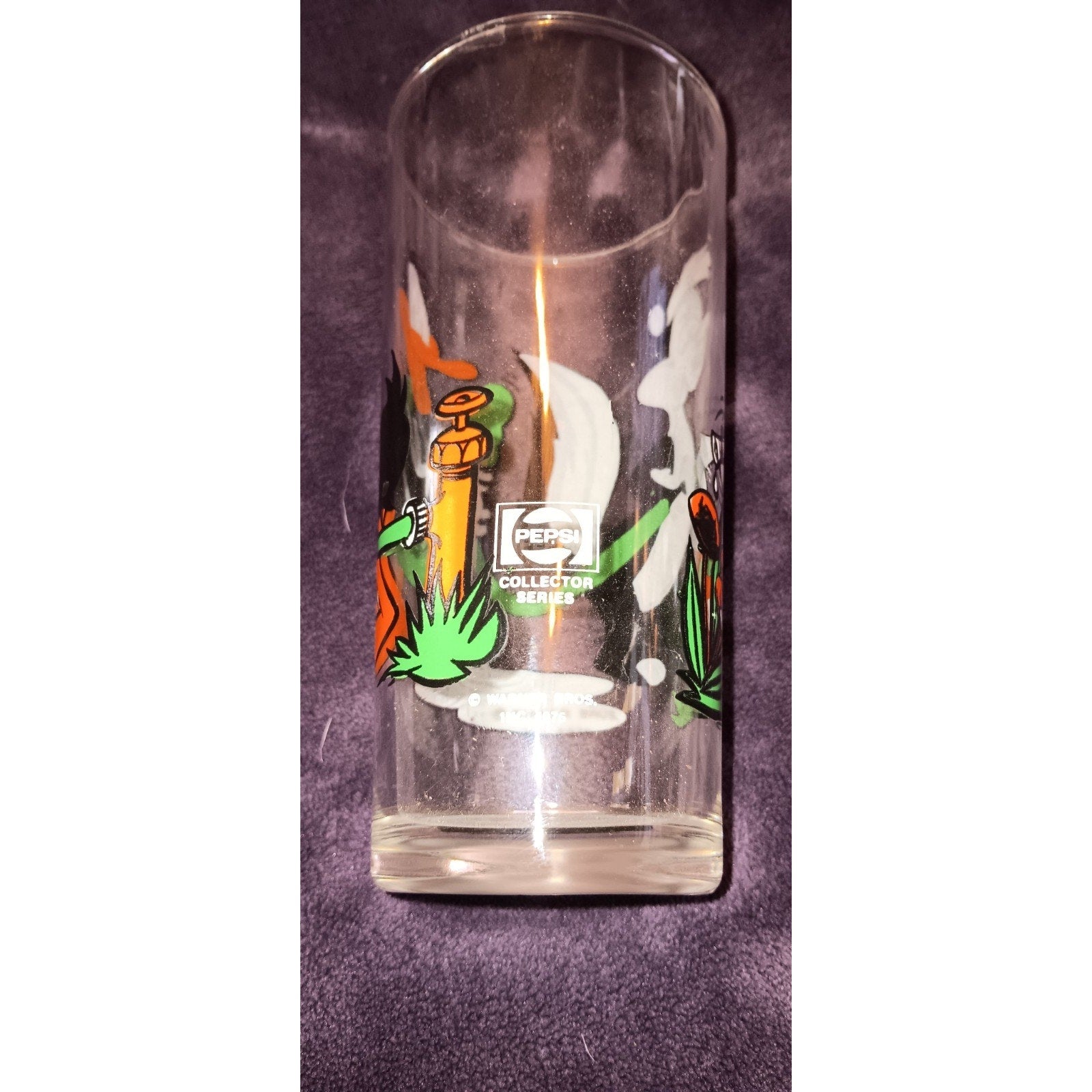 Pepsi Collector Glass 1976 Warner Bros Pepe Le Pew Daffy Duck Drinking Water