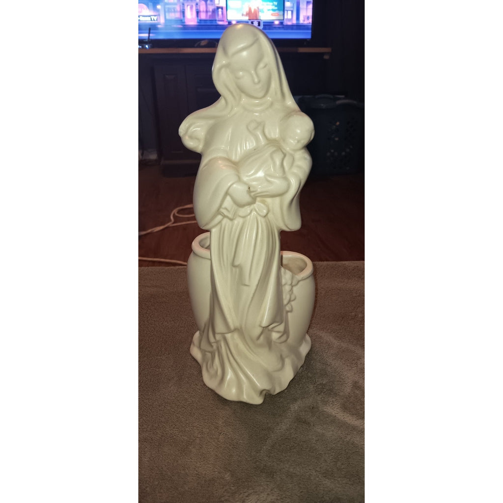 Vintage Hull Planter Madonna Virgin Mary & Baby Jesus USA