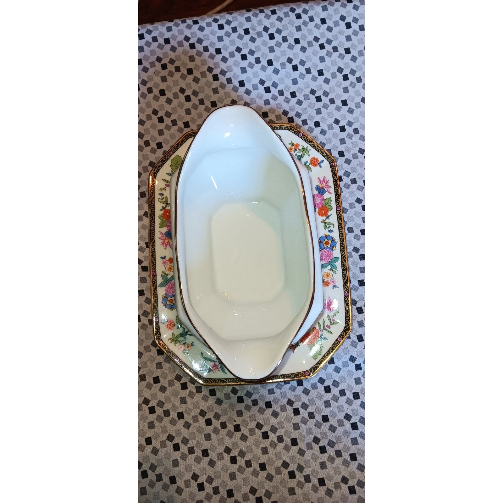 Johann Haviland Bavaria Gravy Boat With Attached Underplate