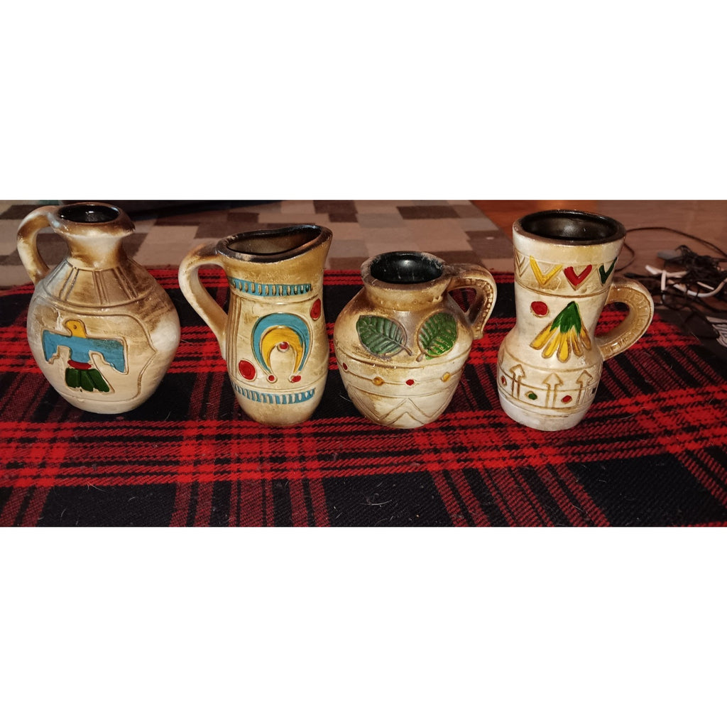 4 Small Native American Style Pottery Jugs Great Condition Rare