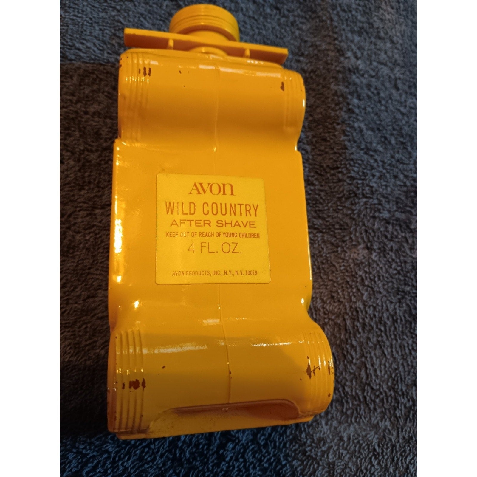 Avon Aftershave Yellow Car Toy Convertible Yellow Roadster Wild Country 4 0z