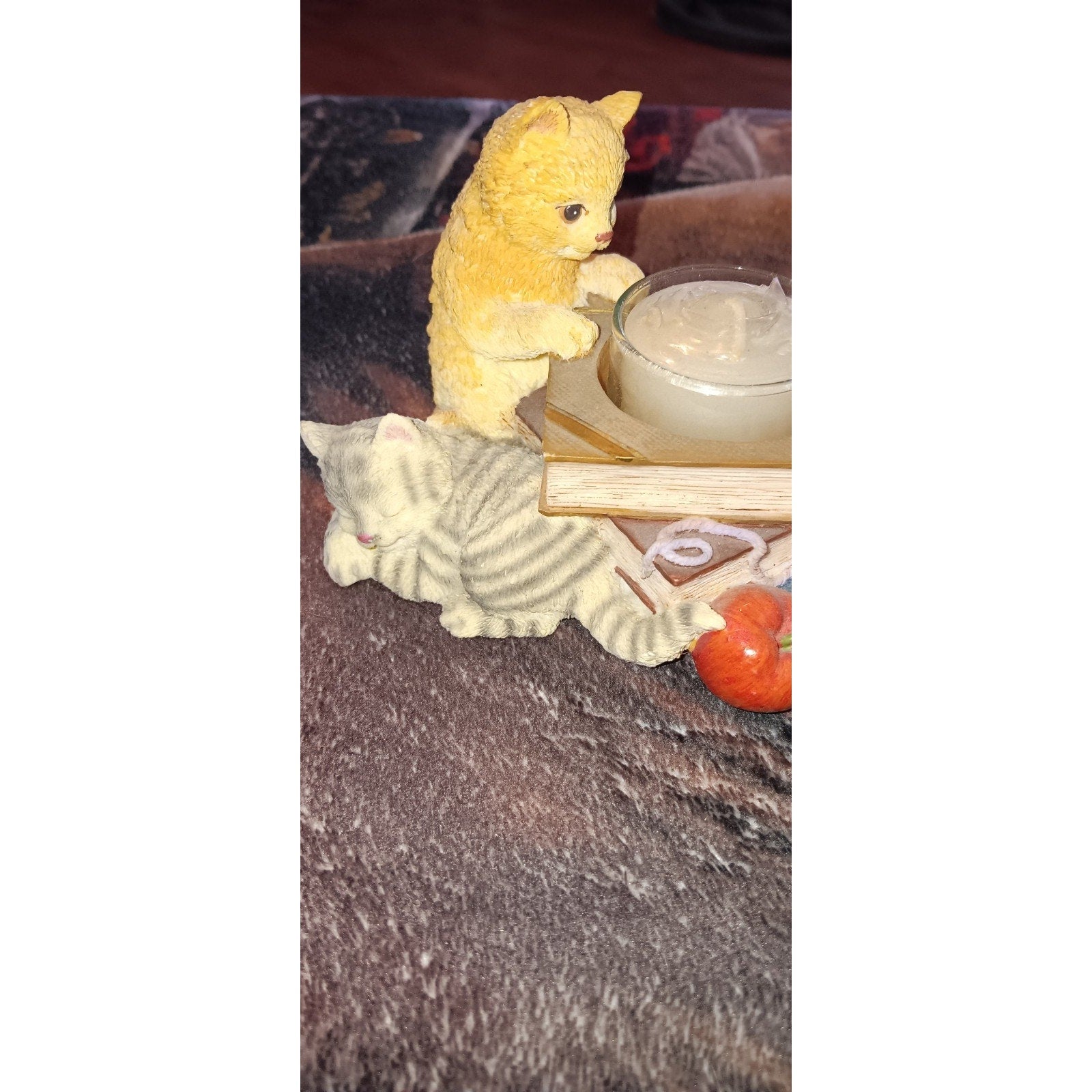 Westland Giftware Kittens Books Yarn Tea Light Votive Vintage Candle Holder Cat