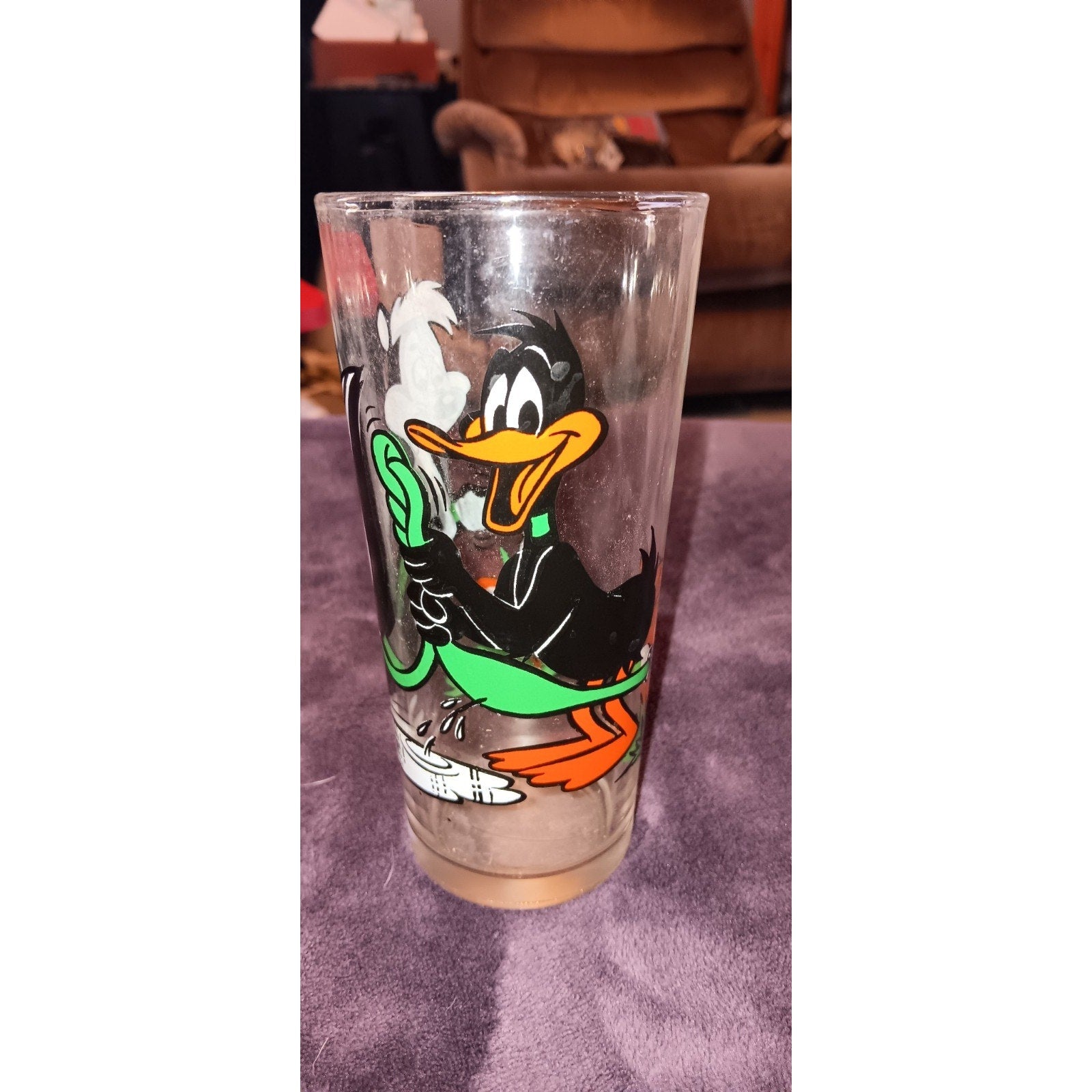 Pepsi Collector Glass 1976 Warner Bros Pepe Le Pew Daffy Duck Drinking Water