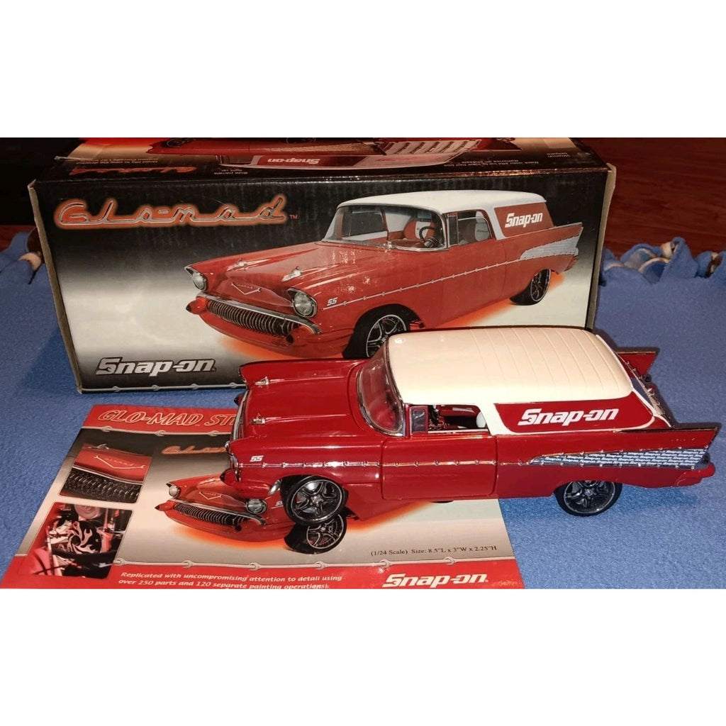 Snap On 1957 Chevy Nomad "Glomad" 1:24 Diecast 2008 Lights Up Glows