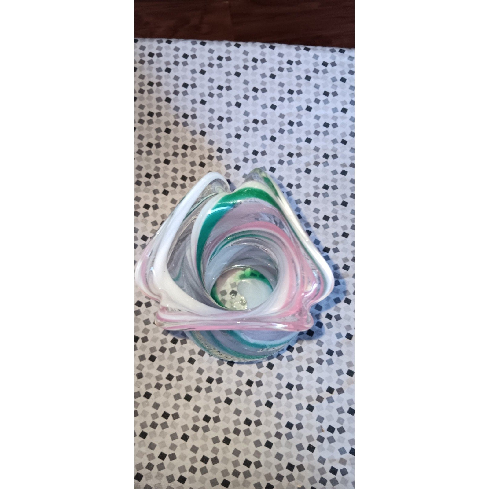 Art Glass Vase Swirled Colors With Ruffled Edge 7" Unmarked
