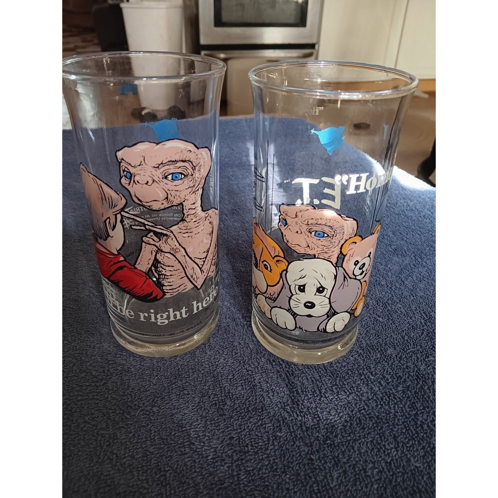 VINTAGE 1982 PIZZA HUT "E.T. The Extra-Terrestrial" Lot of 2 Glasses