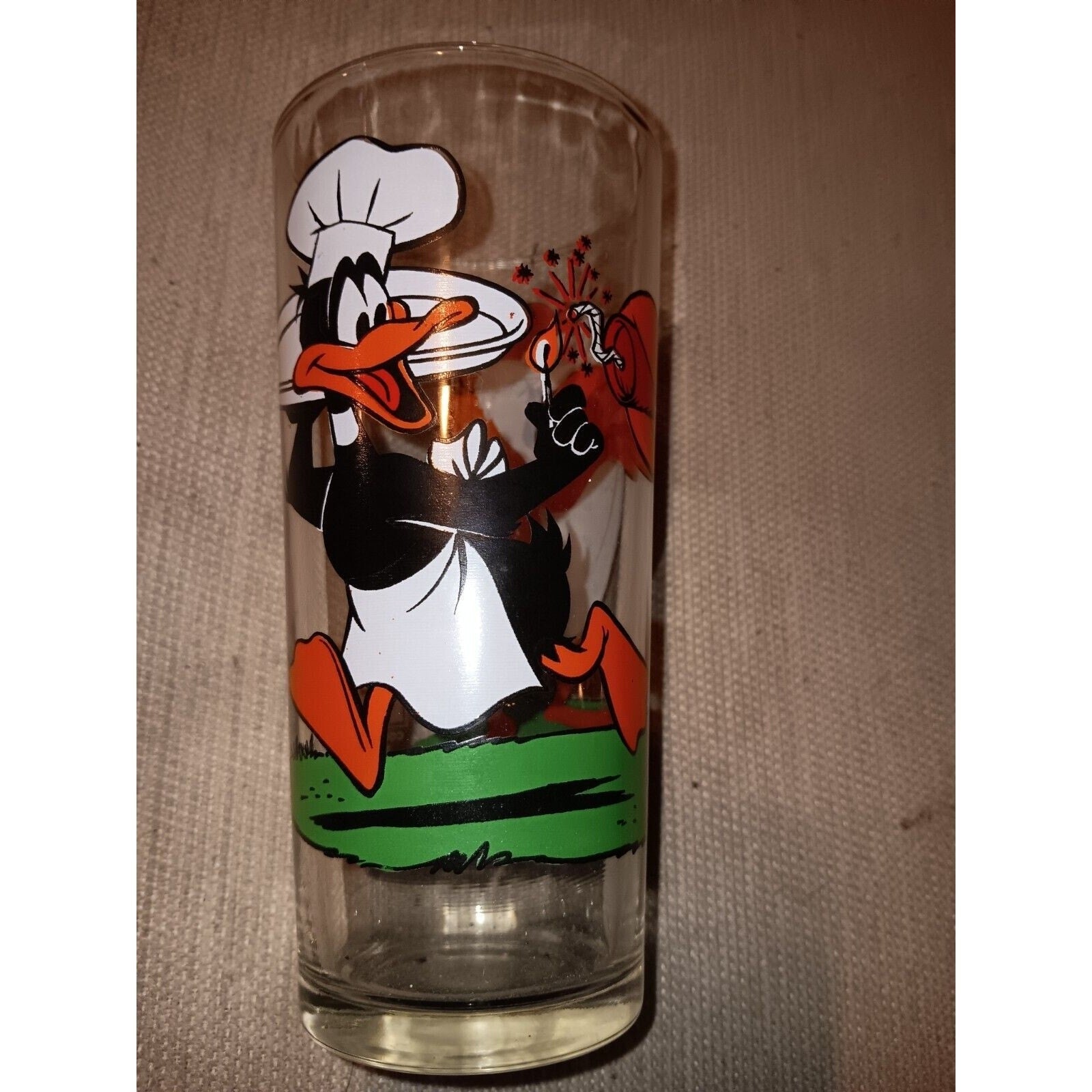 VINTAGE 1976 Pepsi Collector Series Glass DAFFY DUCK and TAZ Tasmanian Devil