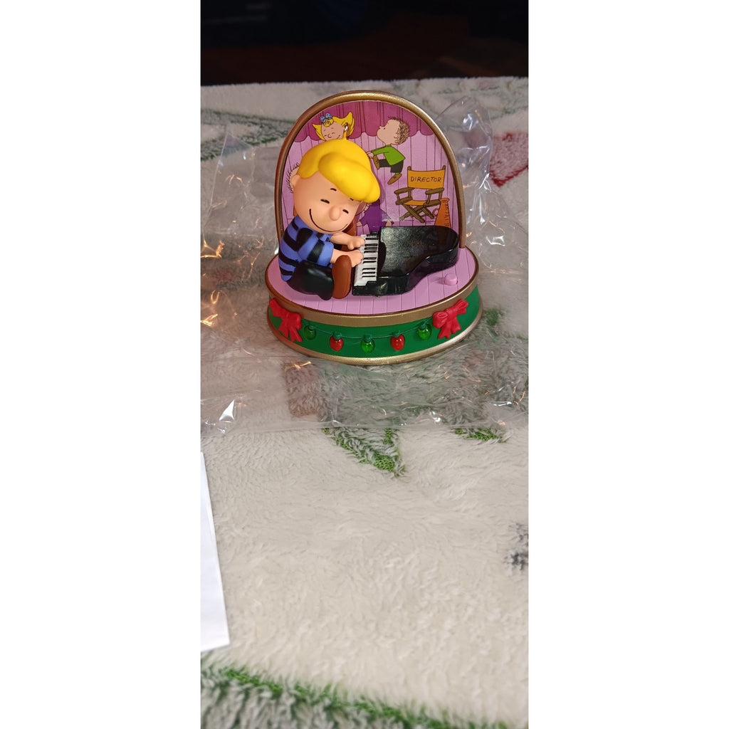 Hallmark Keepsake Schroeder A Charlie Brown Christmas Holiday Tree Ornament