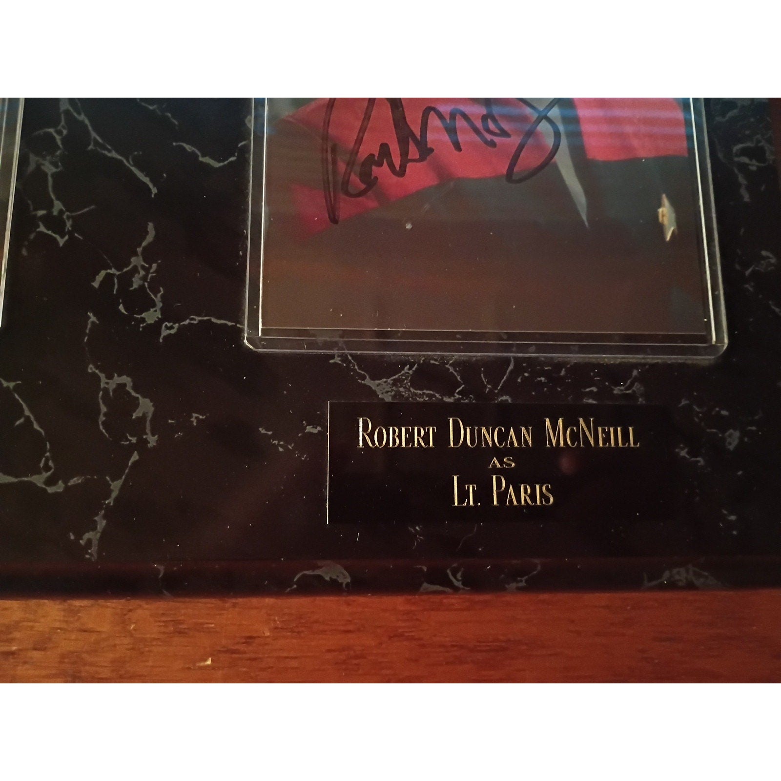 The Reel Lovers Of Star Trek Autographed Photos with Plaque Lt Torres/Lt Paris