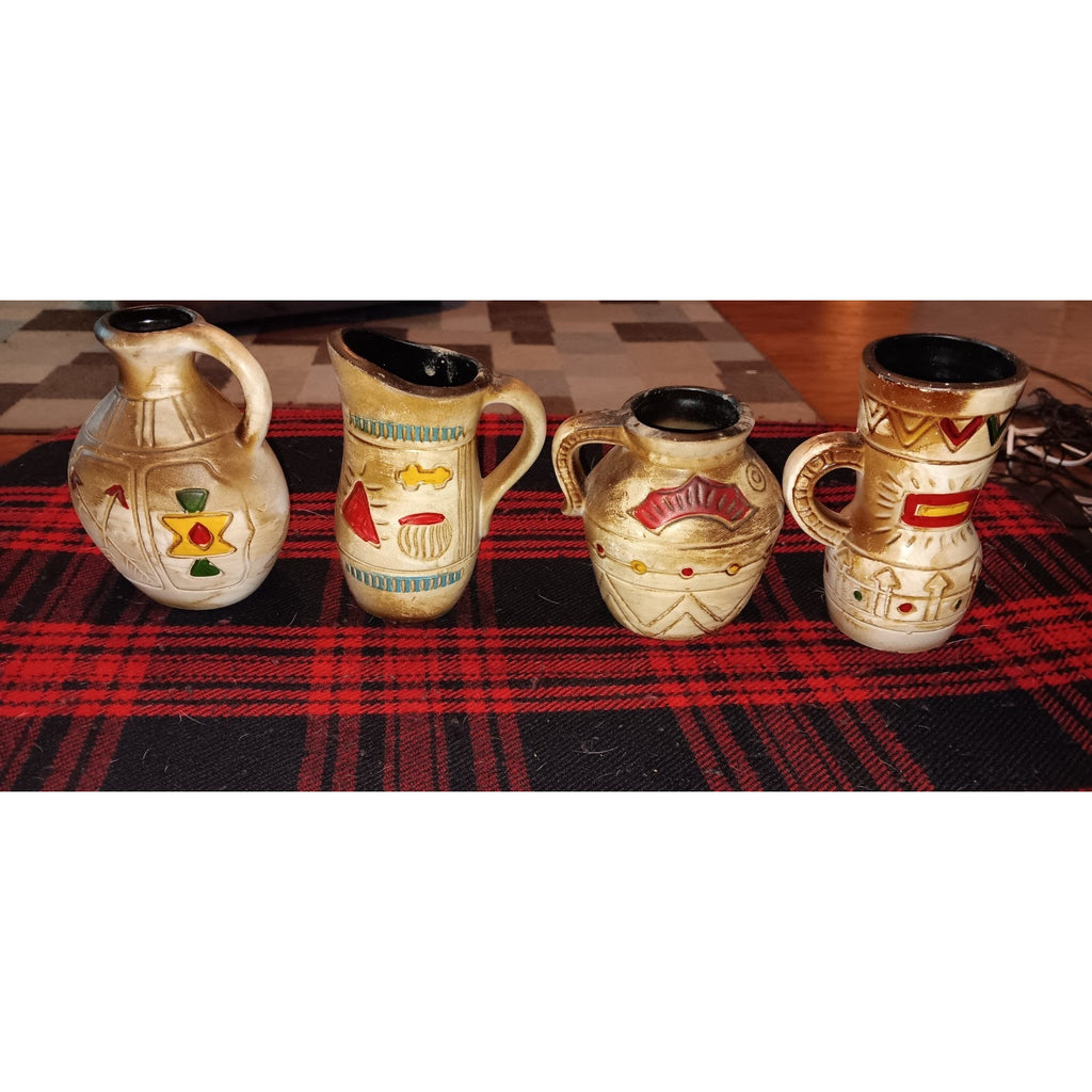 4 Small Native American Style Pottery Jugs Great Condition Rare