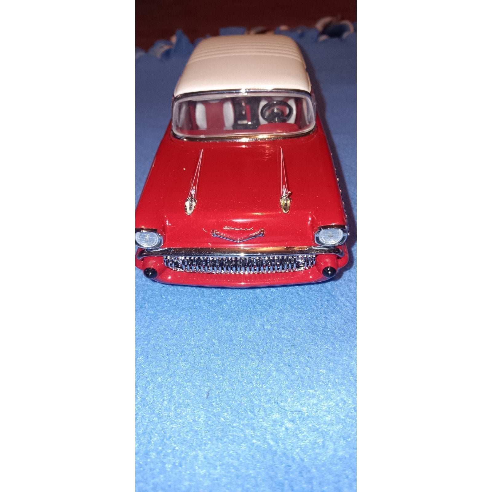 Snap On 1957 Chevy Nomad "Glomad" 1:24 Diecast 2008 Lights Up Glows