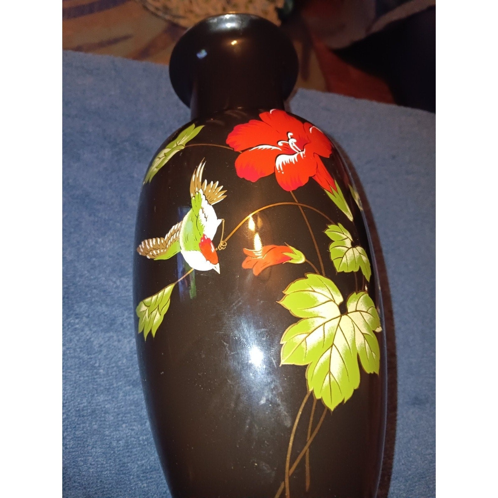 Decorative gold trim vase with flower design black 10” Height Made In Japan