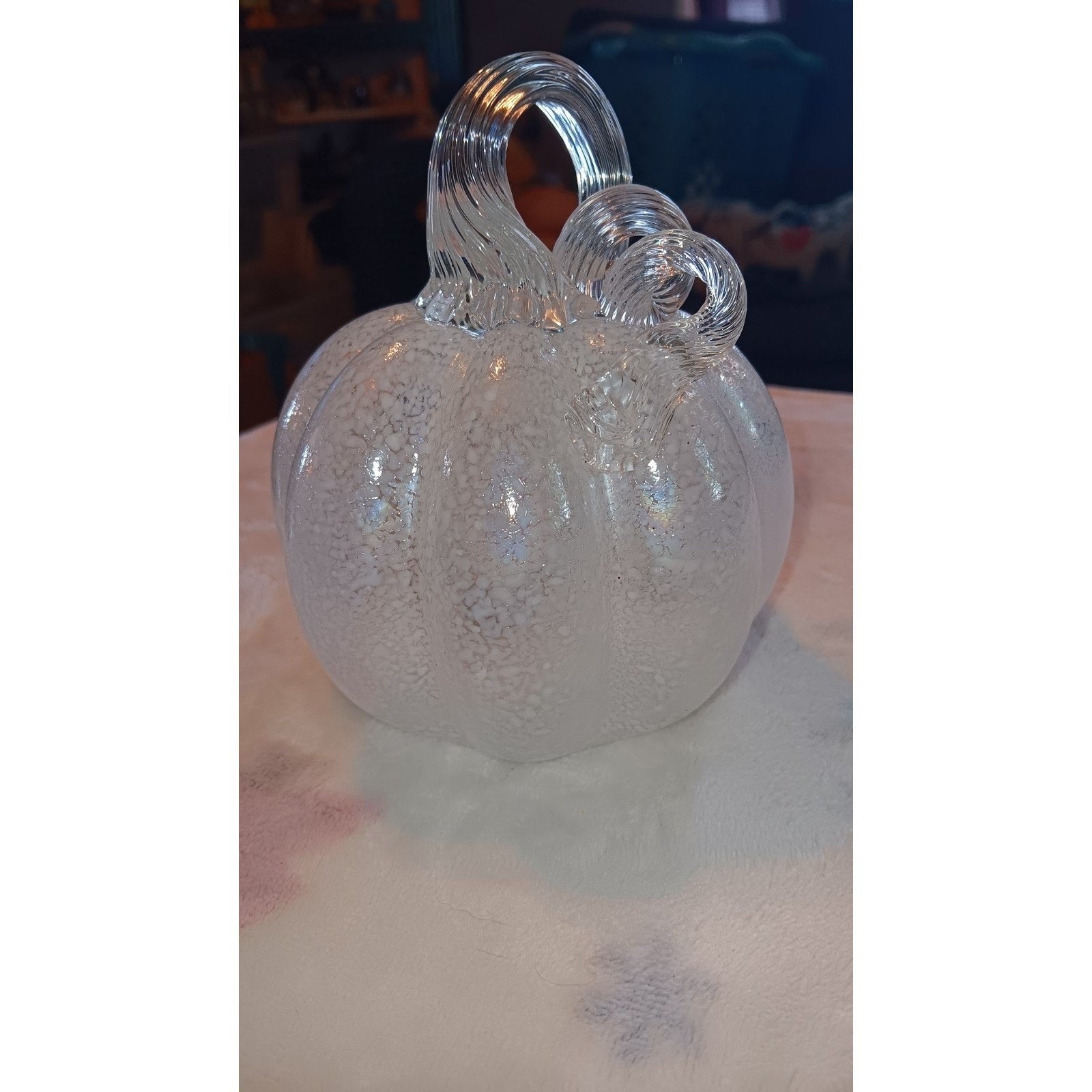 Blown Art Glass White Speckle Halloween Thanksgiving Pumpkin 5” X 4.5”