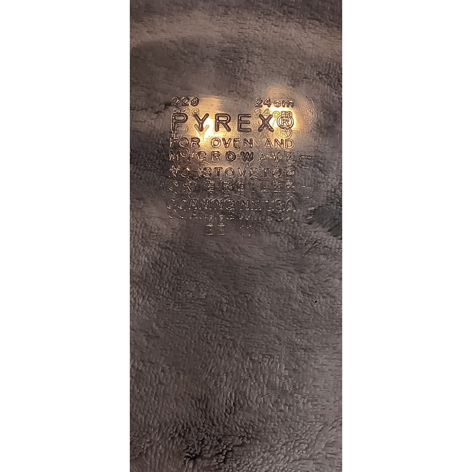 Vintage PYREX Fluted Pie Plate Dish with Handles 10 inch #229 24cm (14)