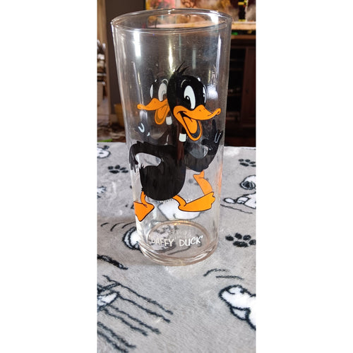 1973 Pepsi Looney Tunes Glass 1973 Daffy Duck Warner Bros Collector