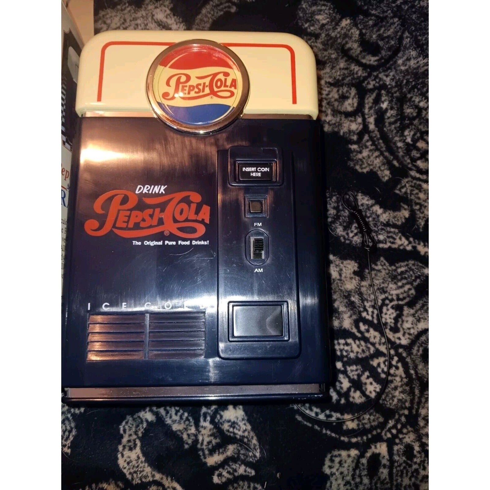 Pepsi Cola Mini Vending Machine AM/FM Transistor 7” Radio 1998 Retro Vtg