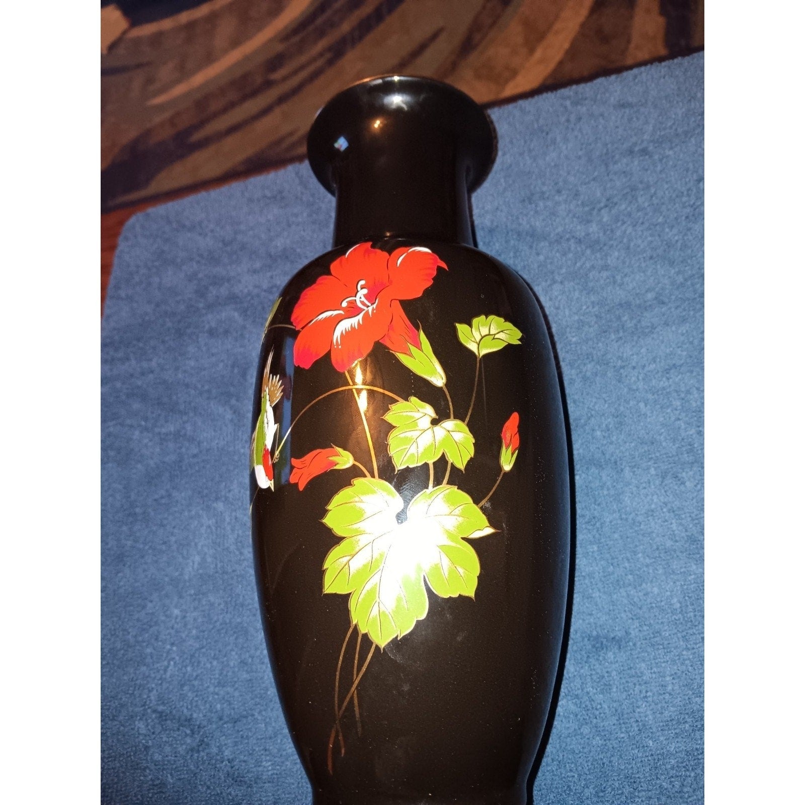Decorative gold trim vase with flower design black 10” Height Made In Japan
