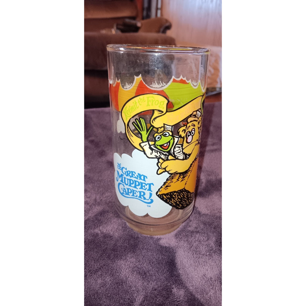 Vintage 1981 Great Muppet Caper McDonalds Drinking Glass Gonzo Fozzie Kermit Cup
