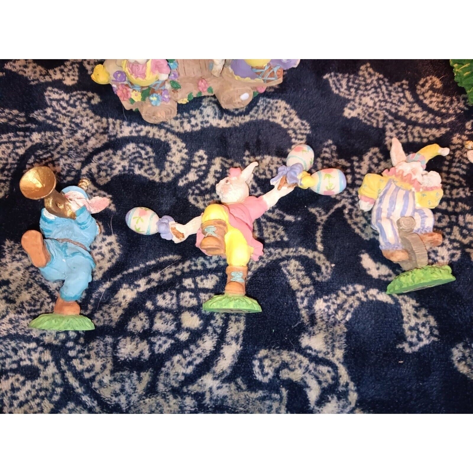 Lighted Easter Village Porcelain Houses Figures 21 Pc See Pics Really Nice