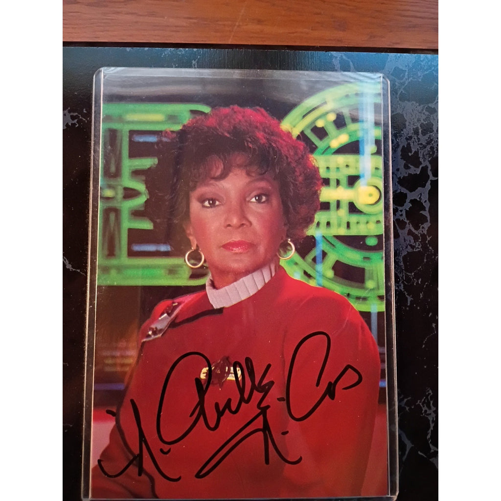Nichelle Nichols Signed 6x4 Photo On A Plaque- STAR TREK - ICONIC Lt Uhura