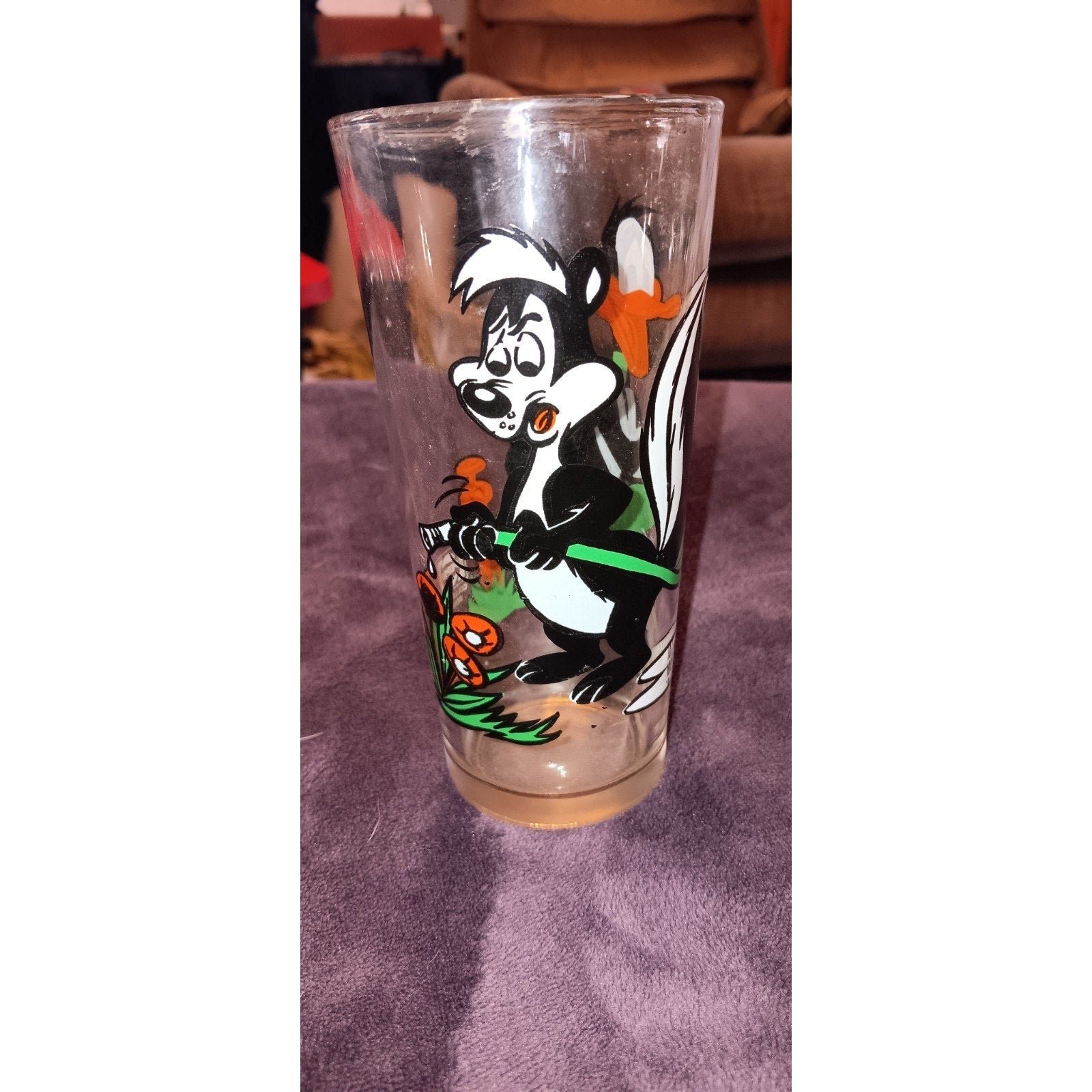 Pepsi Collector Glass 1976 Warner Bros Pepe Le Pew Daffy Duck Drinking Water