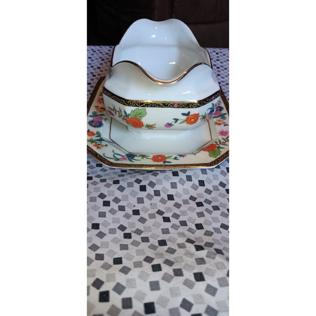 Johann Haviland Bavaria Gravy Boat With Attached Underplate