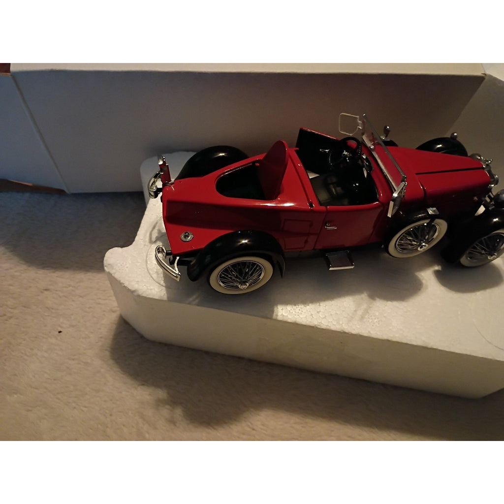 Franklin Mint Precision Model 1928 Stutz Black Hawk Boatail Speedster Red/Papers