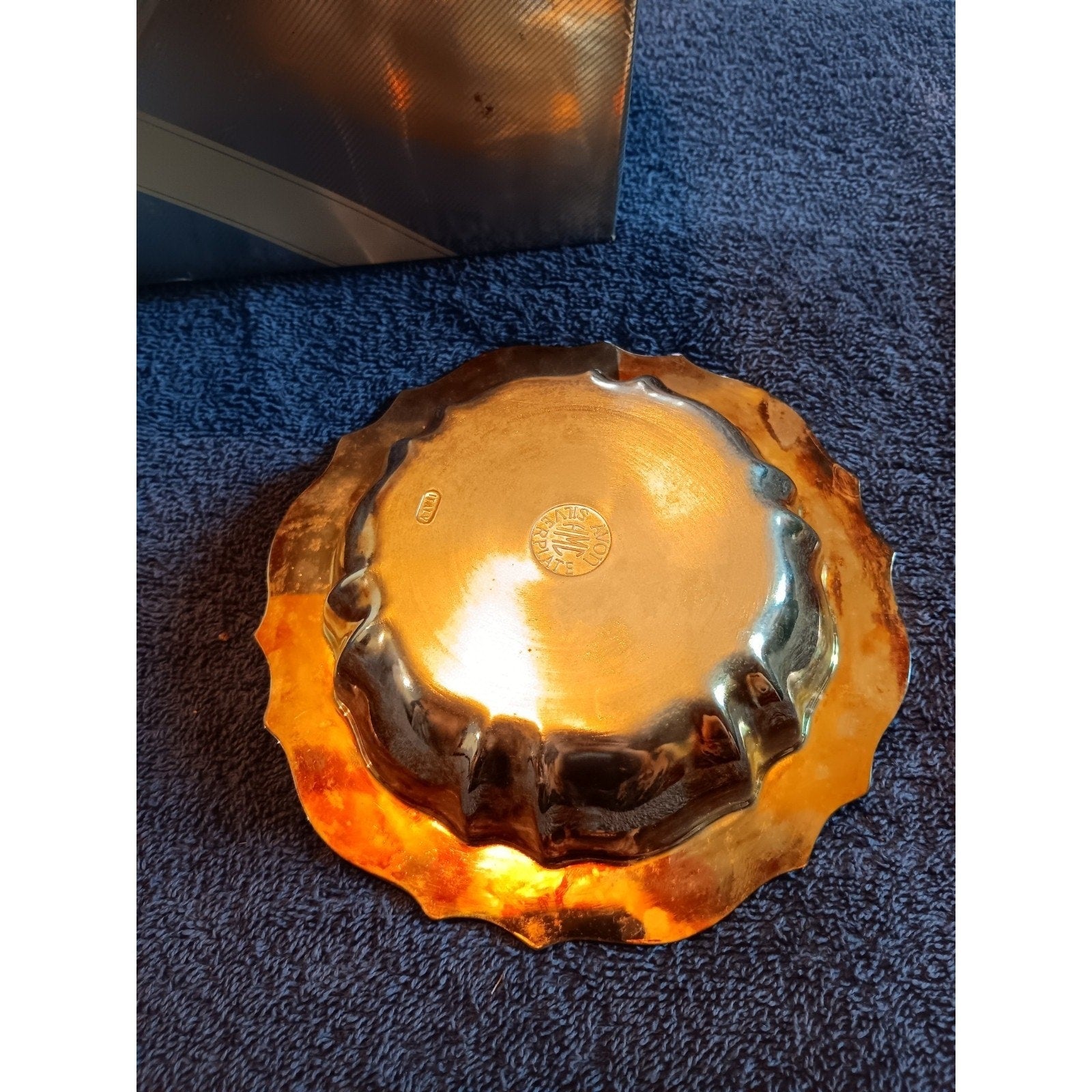 Avon Hudson Manor Collection Silverplated Dish w/ Ariane Fragranced Satin Sachet
