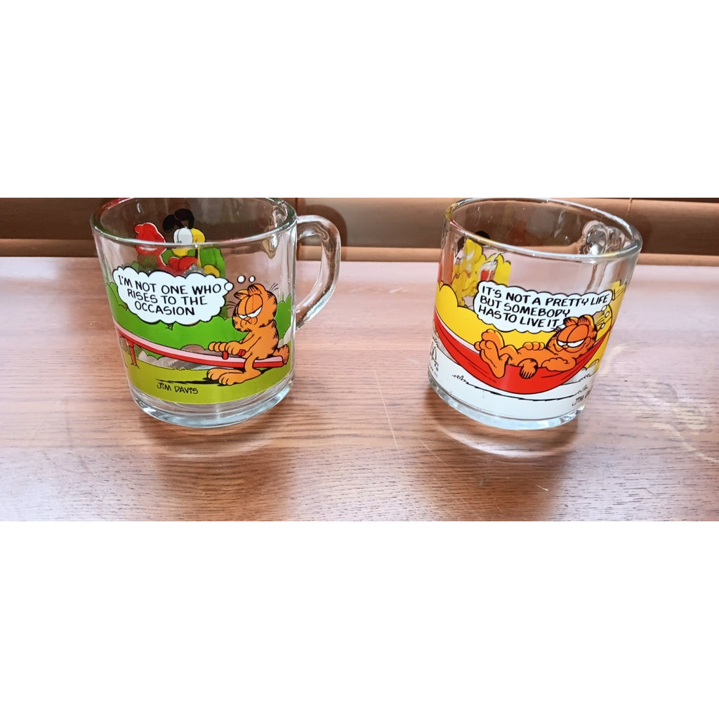 Garfield Glass Coffee Mugs Lot Of 2 Jim Davis Odie 1978