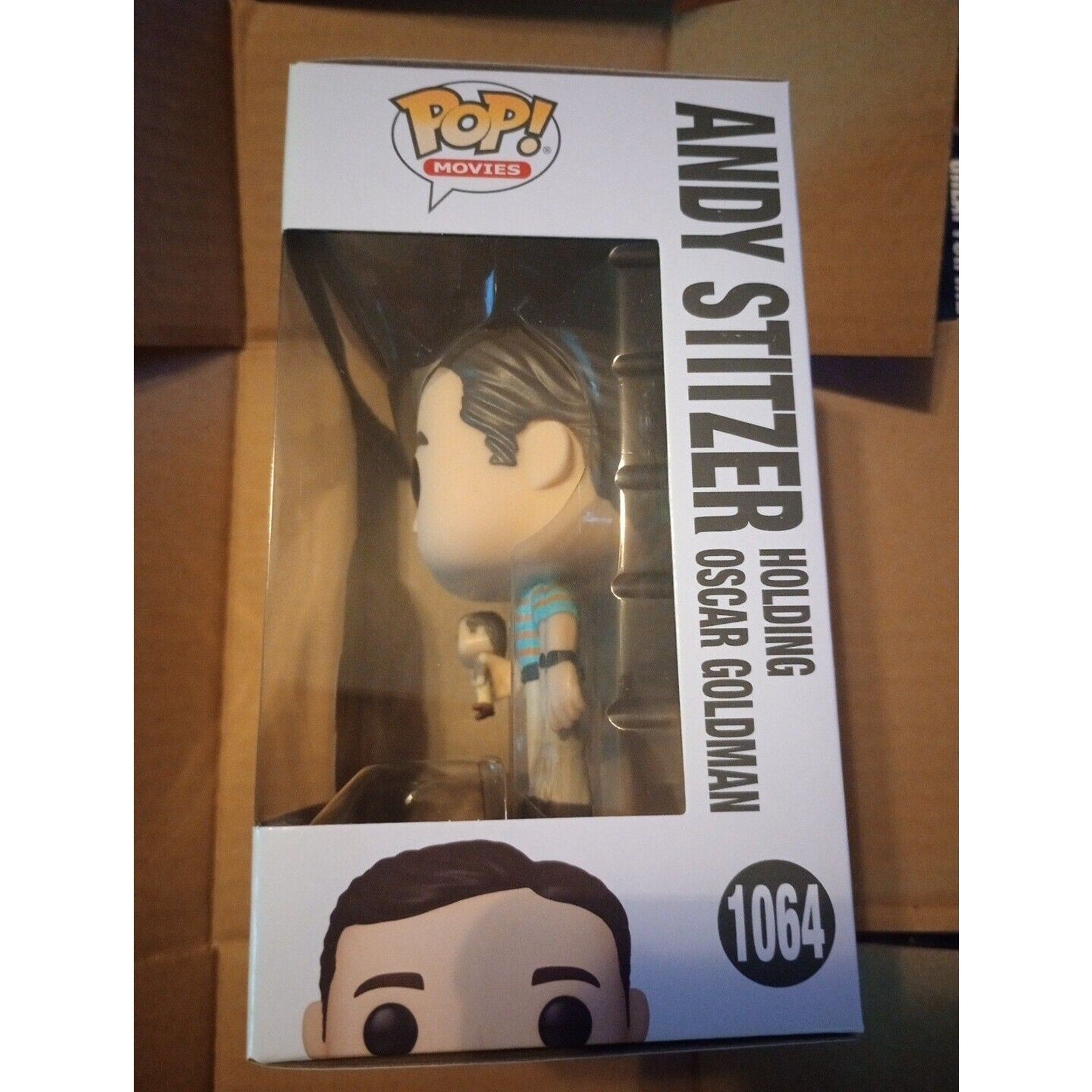 Funko Pop! Vinyl: Andy holding Oscar Goldman #1064 New 40 Year Old Virgin
