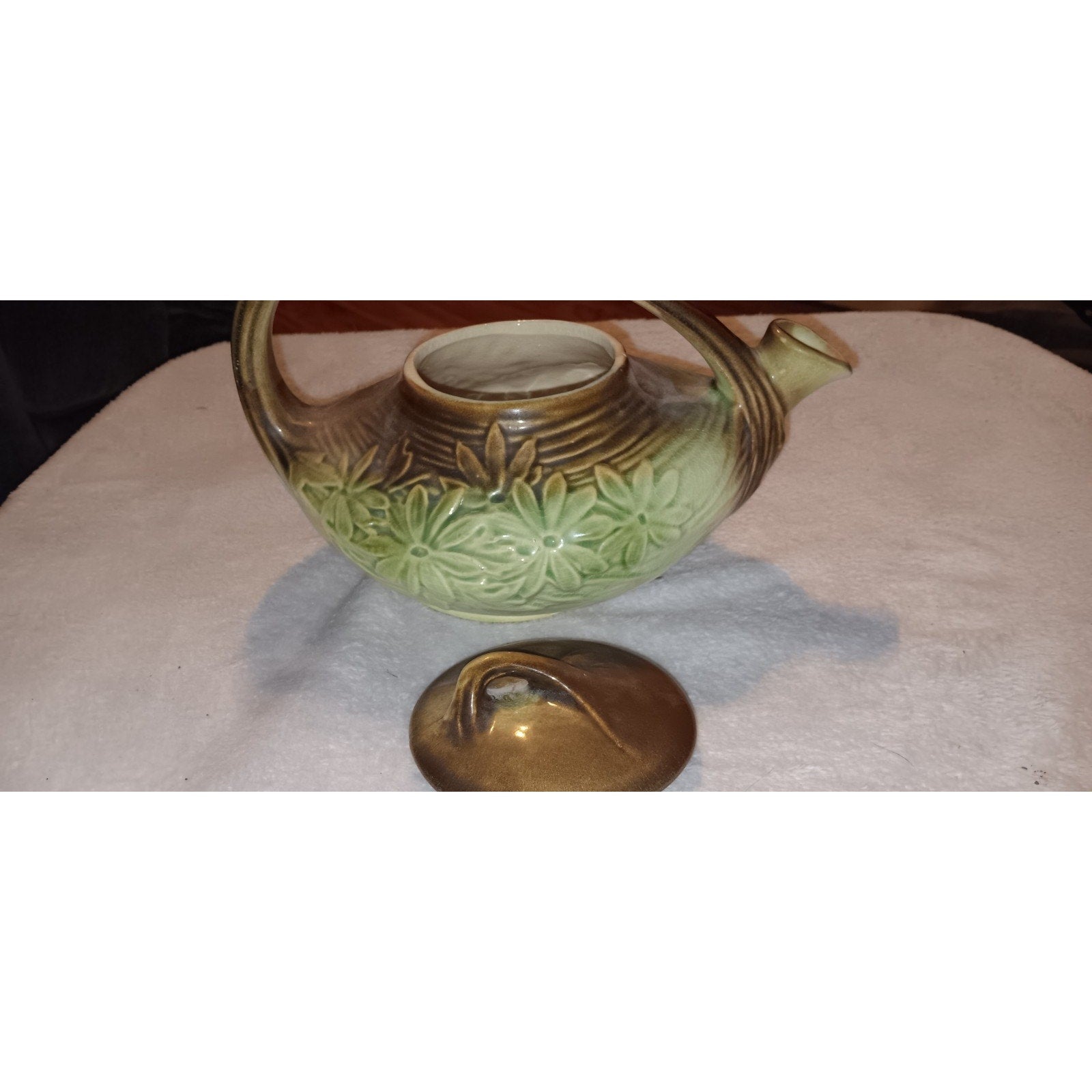 MCCOY POTTERY TEA POT DAISY 1940'S GREEN BROWN GENIE STYLE 7 X 10 VINTAGE