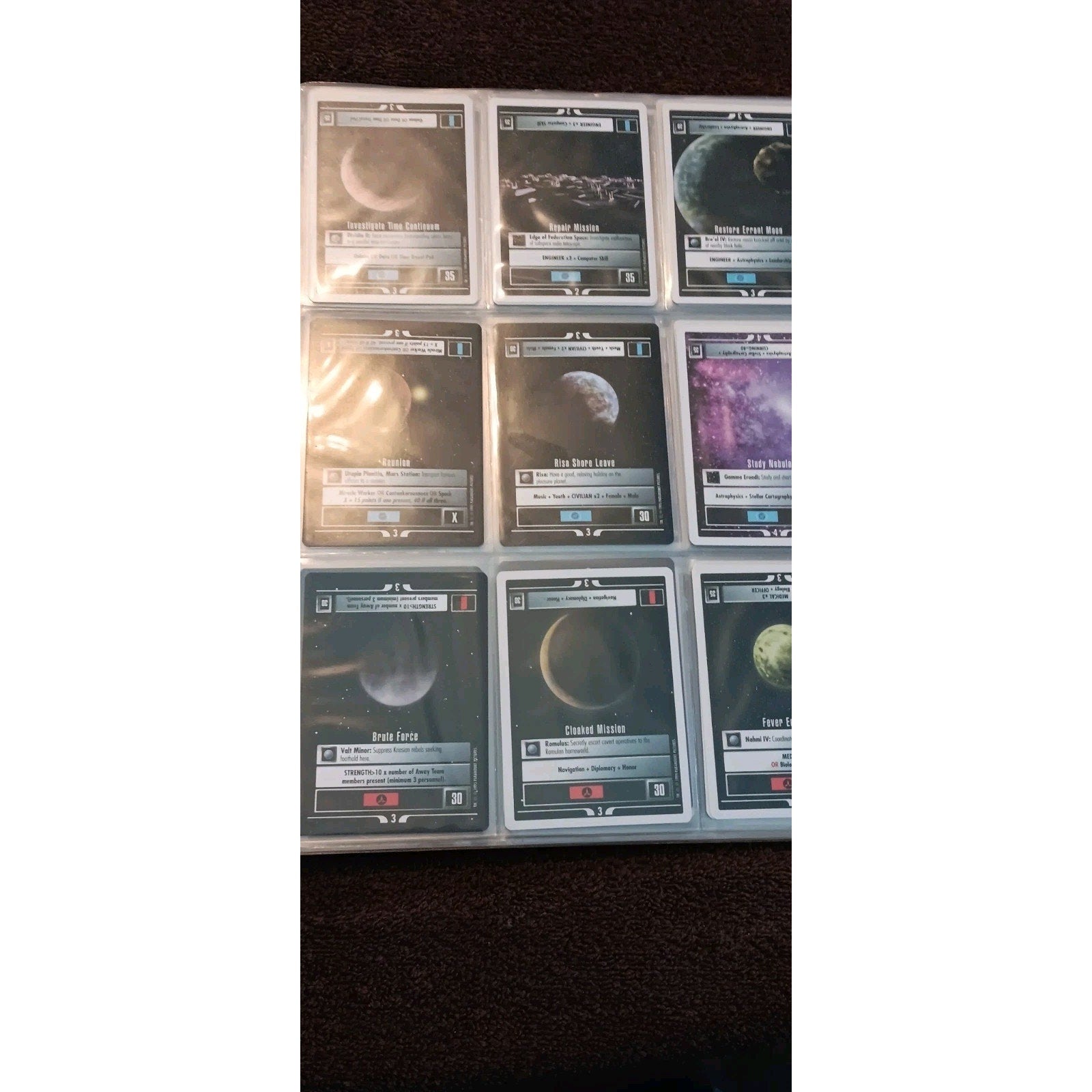 Massive Lot Of Star Trek Trading Cards 400+ In Binder Most Are NM Condition