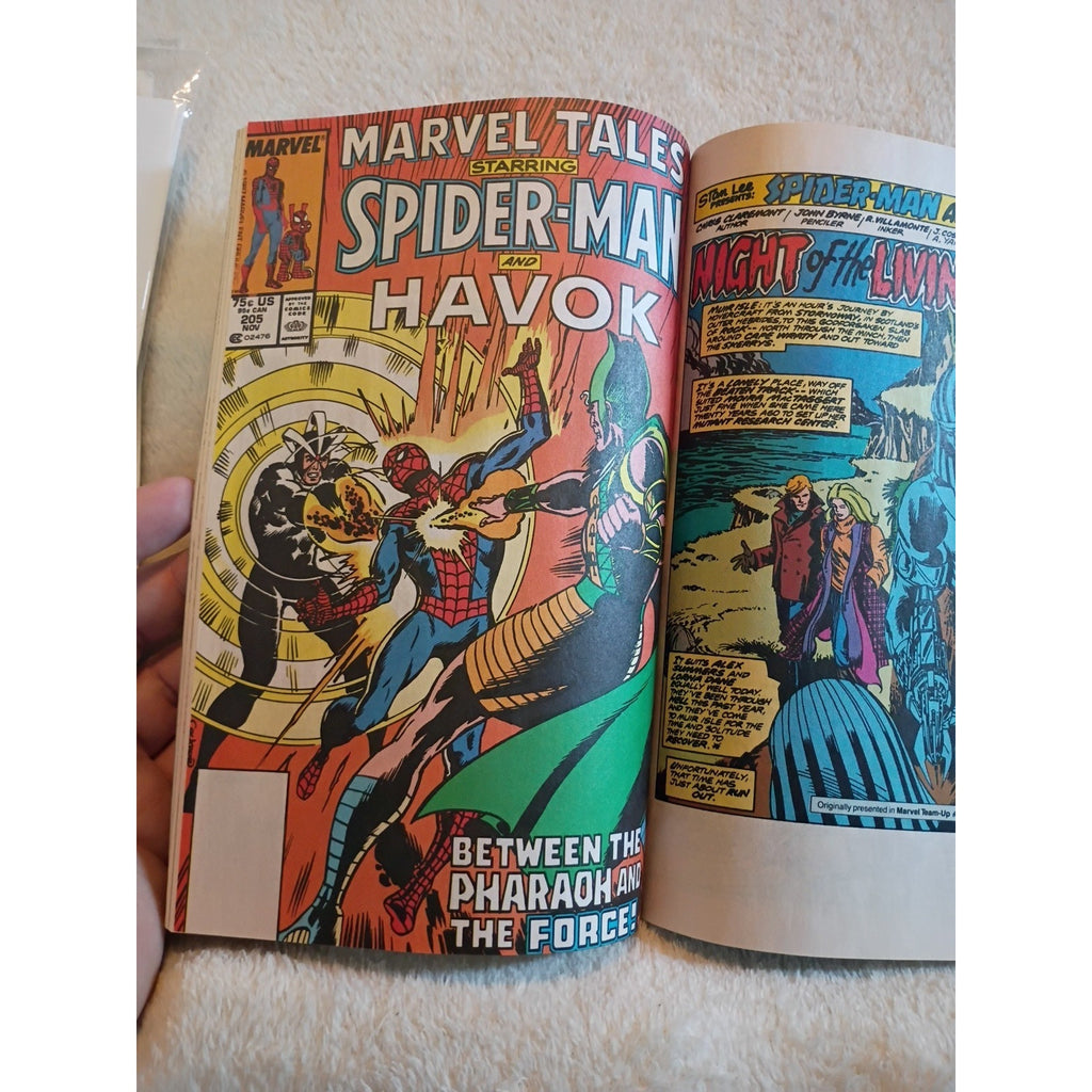 The Sensational Spider-Man 1988 Plus Giant Sized Spiderman Marvel Graphic Novel