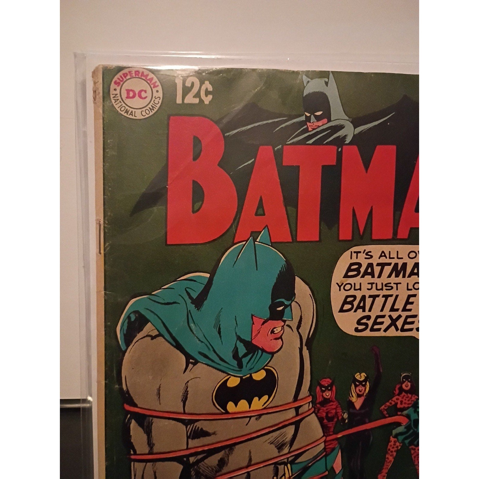 DC Comics BATMAN Lot Of 3 #210,255,309 Key 1st Lupus, New Catwoman Costume Gd-FN