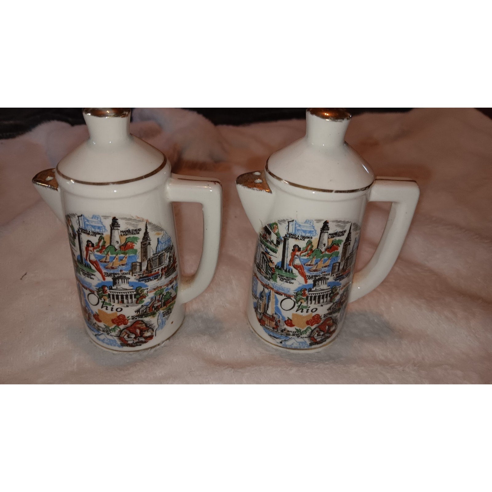 Vintage Ohio Souvenir Salt And Pepper Shakers Great Shape