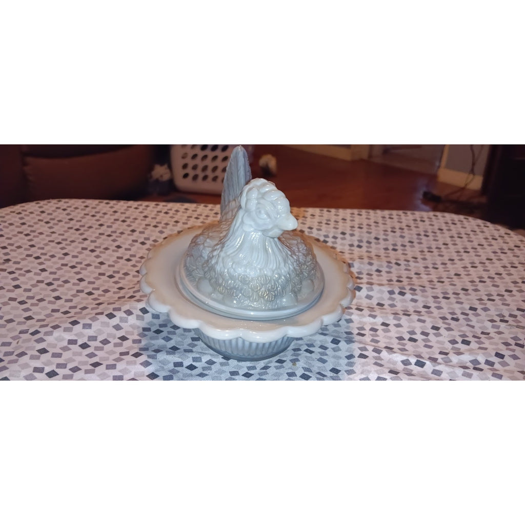 Vintage Mosser Marble / Slag Gray And White Hen on Nest, Cambridge, Ohio 6.5 In
