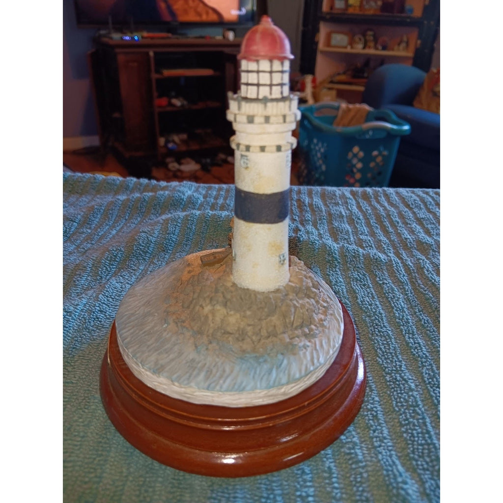Yankee Candle Lighthouse Topper Nice Condition Cool Piece