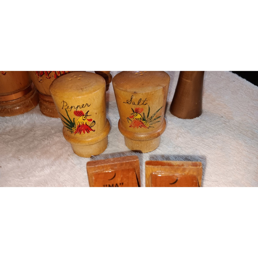VTG LOT OF 9 MCM/BBQ WOOD SALT & PEPPER SHAKER SETS LOT OF 9 SETS
