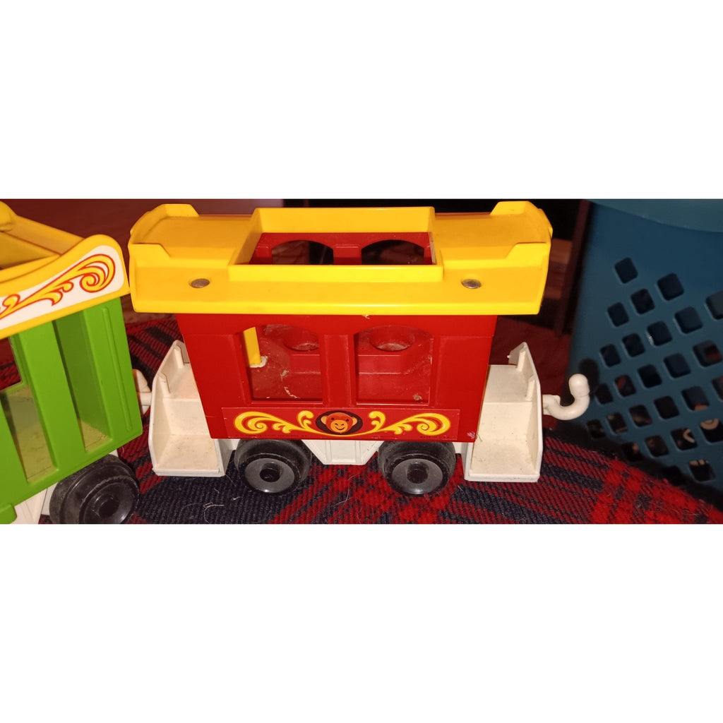 Vintage 1973 Fisher Price Circus Train w/ Working Horn Plus Animals And People