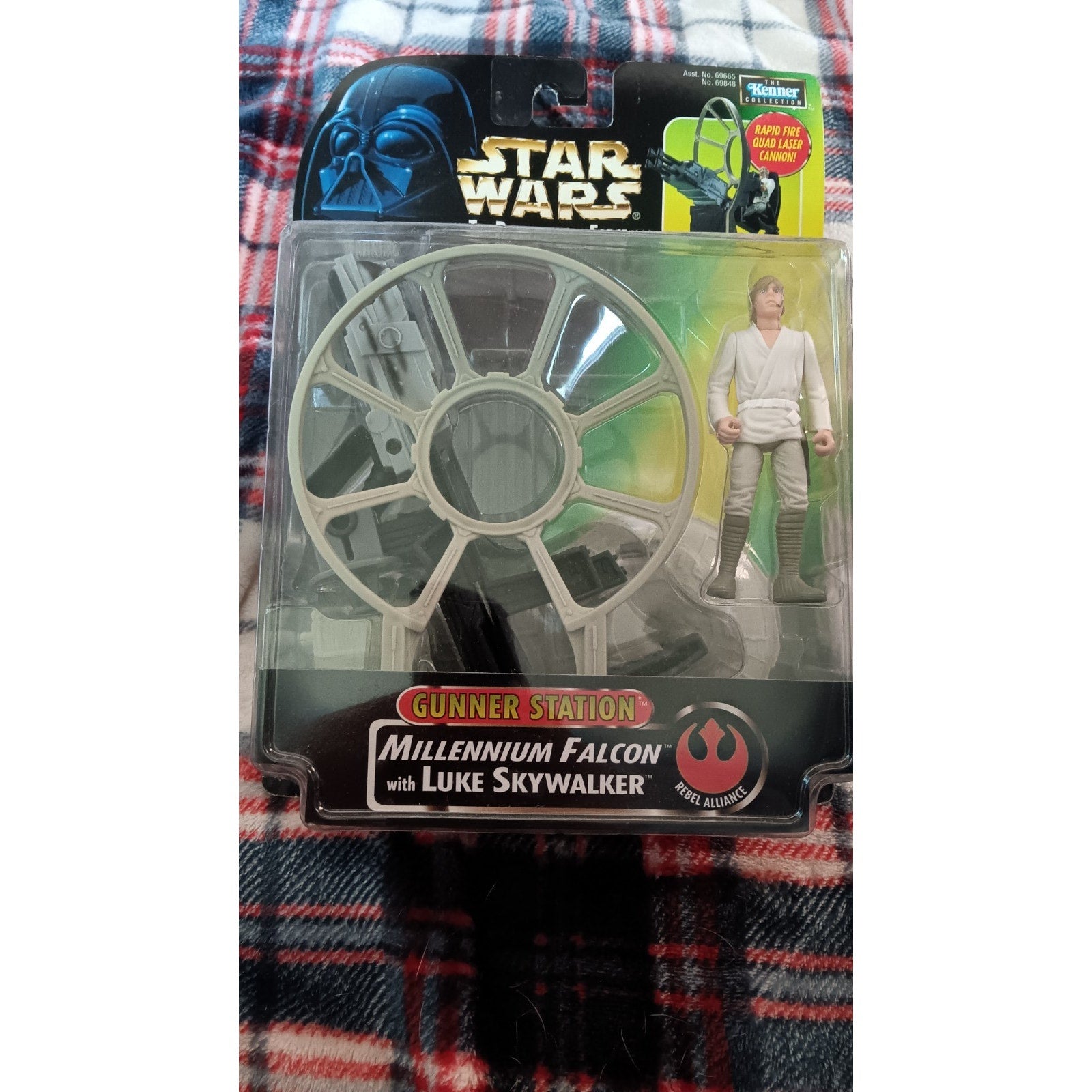 NEW 1997 Luke Skywalker Falcon Gunner Station STAR WARS Power of the Force