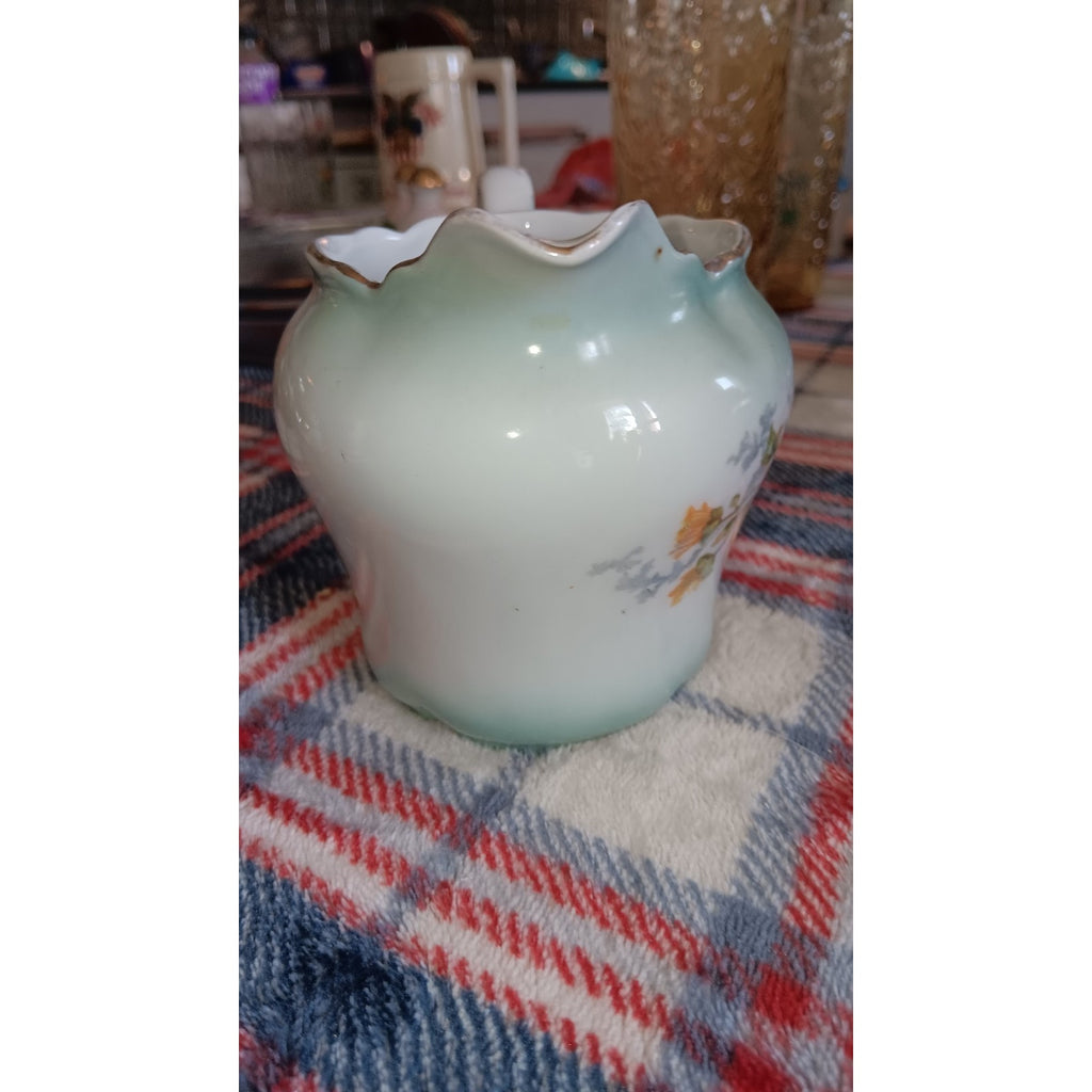 Vintage Small Floral Creamer Pitcher Glass Great Condition