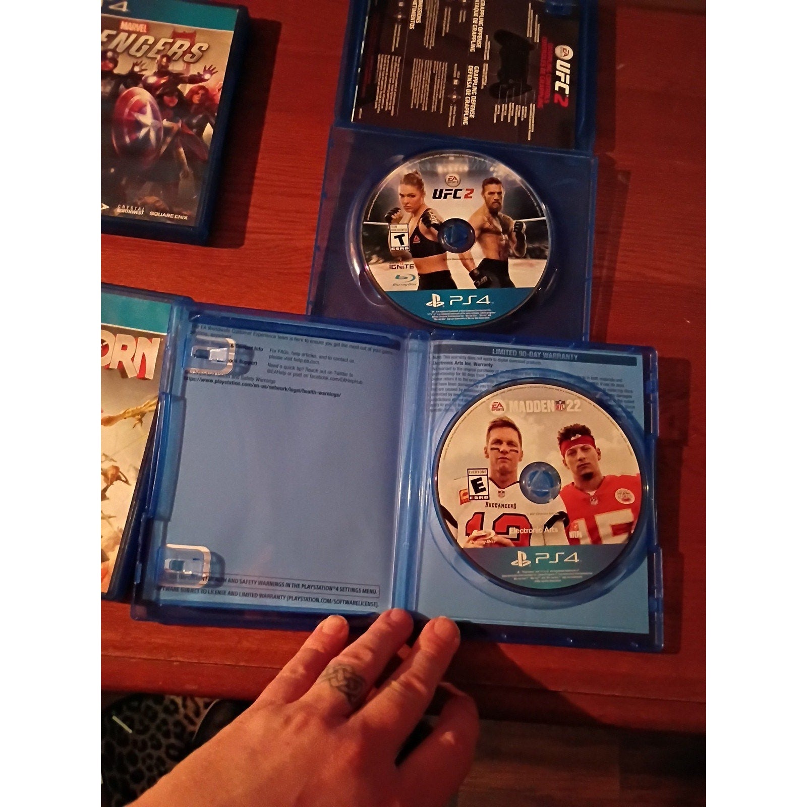 Ps4 Game Lot Of 4 Battleborn, Avengers, Madden 22, UFC 2 (Sony PlayStation 4