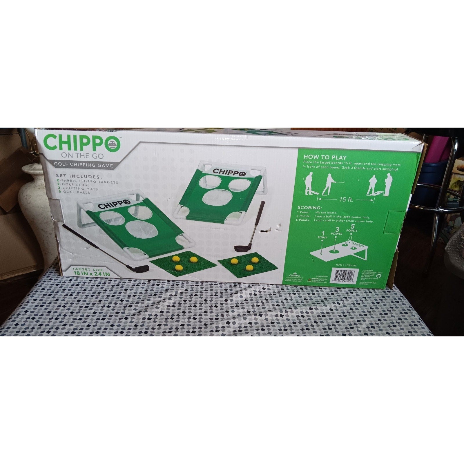 Chippo Golf Chipping Game On The Go - 2 Targets, 2 Clubs, 2 Mats, 6 Balls NEW